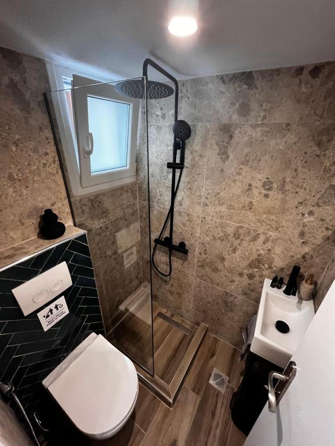 Orfeas Luxury Rooms & Studio Skopelos Town Bagian luar foto