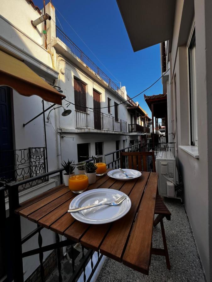 Orfeas Luxury Rooms & Studio Skopelos Town Bagian luar foto